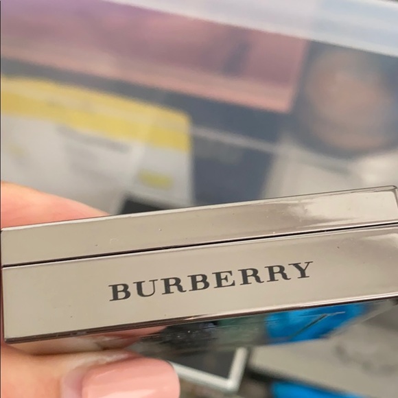 Burberry Other - Burberry Eyeshadow Burberry Other - Burberry Eyeshadow
